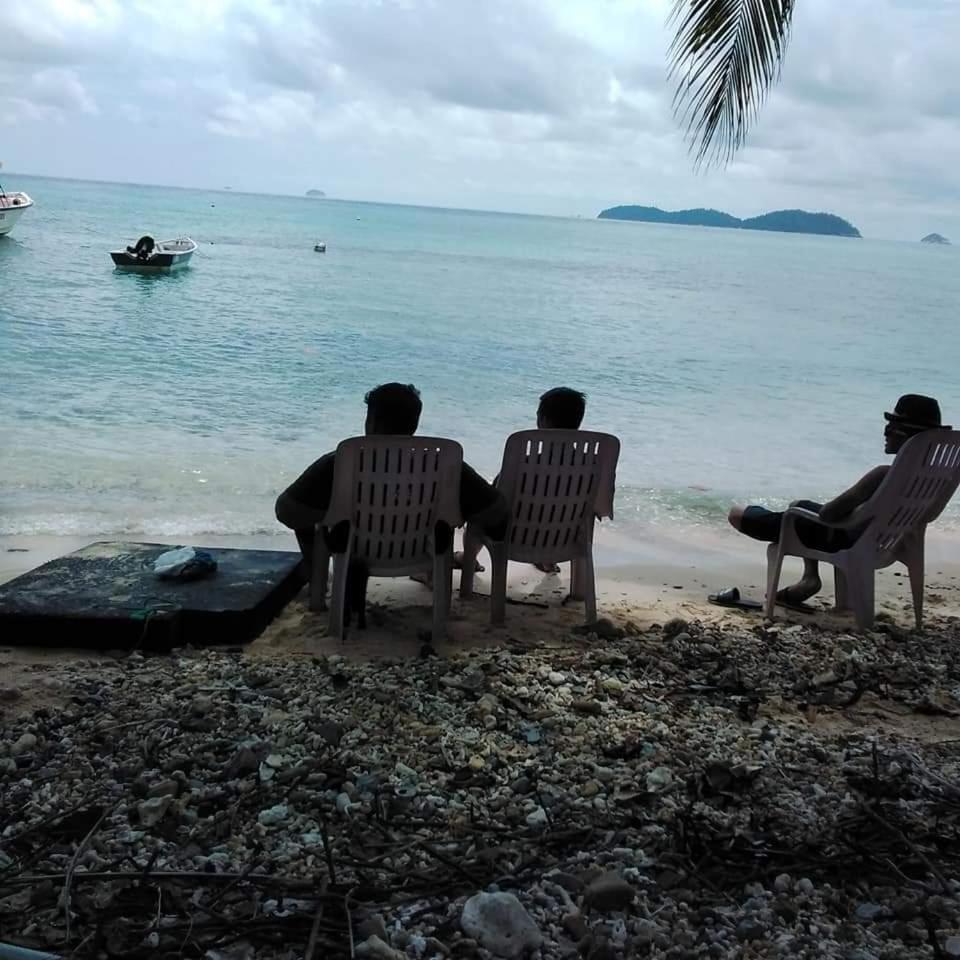 Ella'S Place Salang Tioman Kampong Ayer Batang Екстер'єр фото