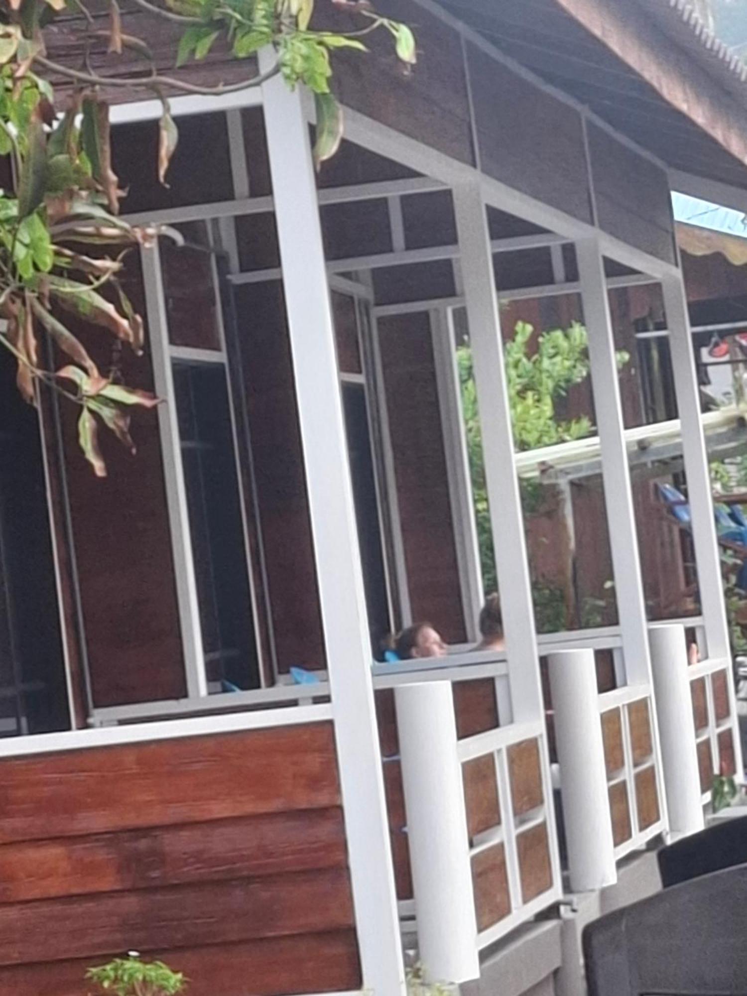 Ella'S Place Salang Tioman Kampong Ayer Batang Екстер'єр фото
