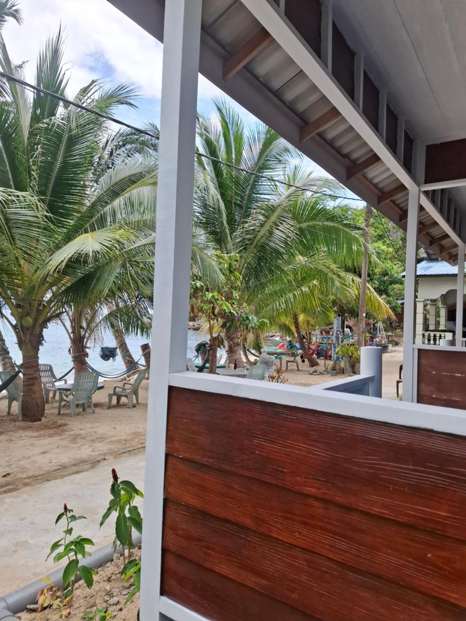 Ella'S Place Salang Tioman Kampong Ayer Batang Екстер'єр фото